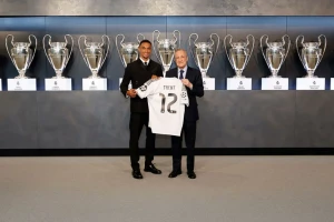 Promocija u Madridu, nekada Rambo Petković, od danas - Trent!